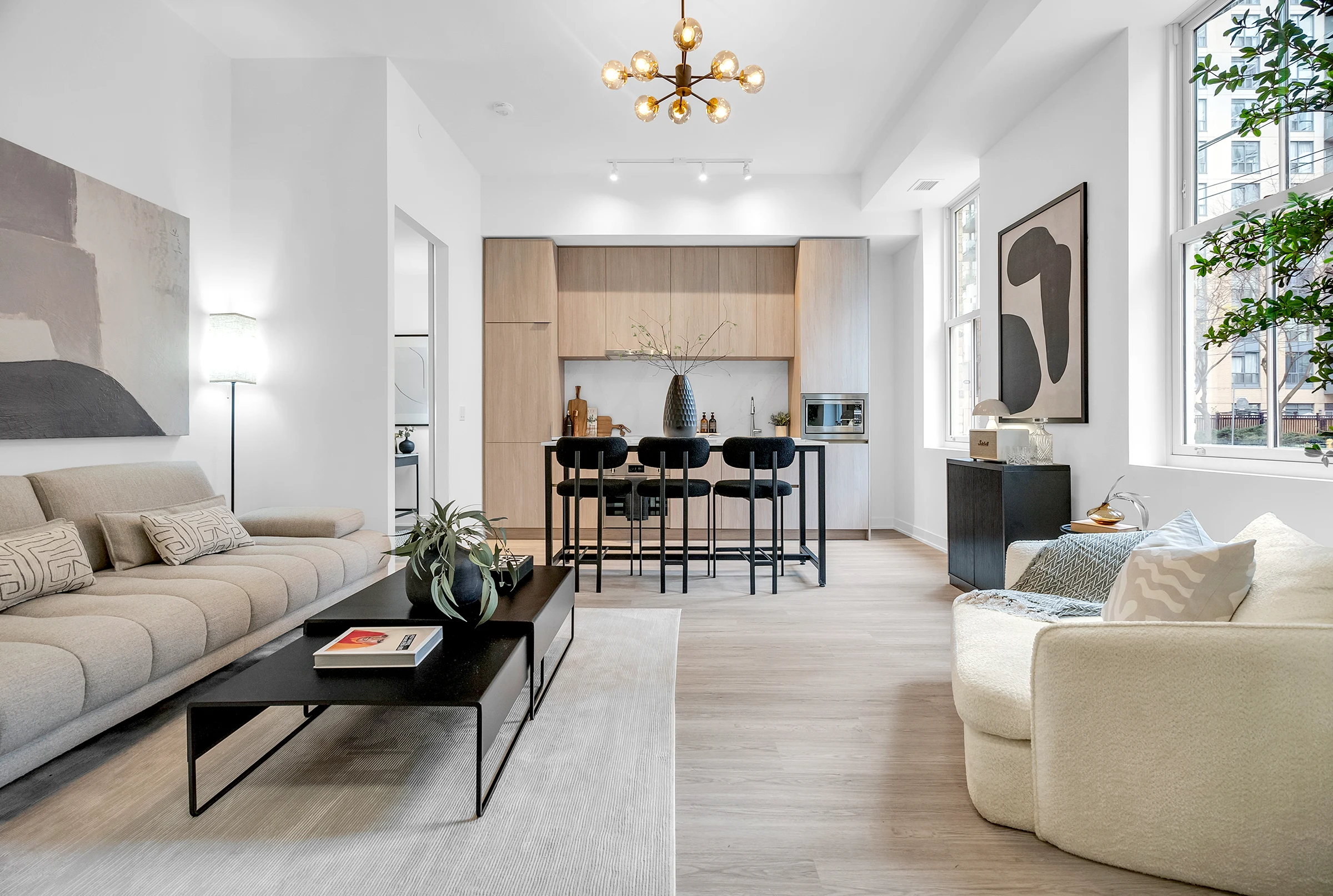 Garden District Condominium photograph